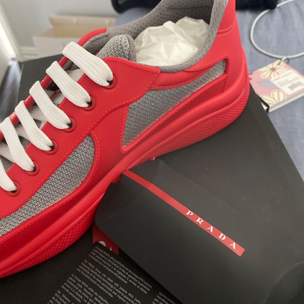 Pradas - Picture 2 of 5